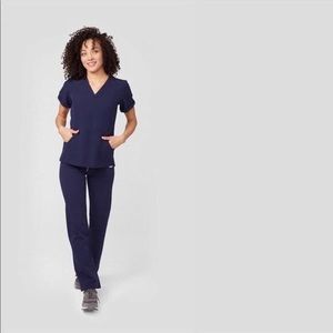 XS Navy Figs Flores Peplum Top & Kade Bottoms